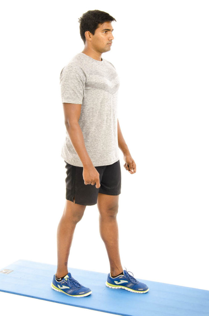 Forward Narrow Lunge Walk